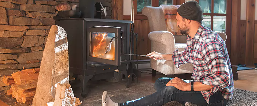 Fireplace Chimney Maintenance in Holtsville, New York